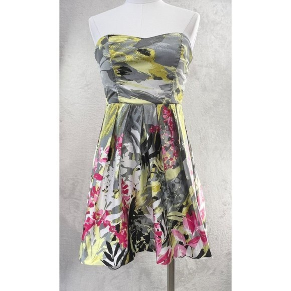 Speechless Dress Womens 9 Strapless Floral Pleated Mini with Mesh Chiffon Lining